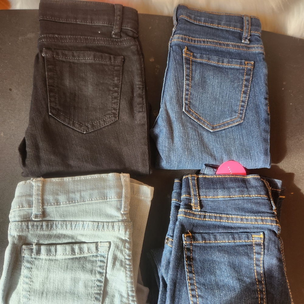 Girls jeans new never worn